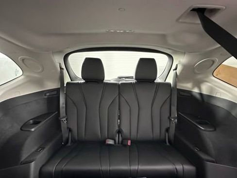 Used 2026 Acura MDX w/ Technology Package image 25