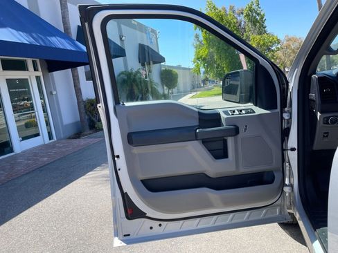 Used 2017 Ford F150 XL w/ Equipment Group 101A Mid RWD image 20