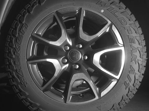 Used 2025 Jeep Compass Trailhawk AWD/4WD image 14
