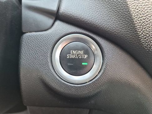 Used 2022 Chevrolet Equinox LT FWD image 26