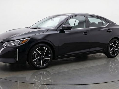 Used 2025 Nissan Sentra SV FWD image 3