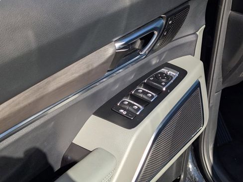 Used 2024 Kia Telluride SX Prestige X-Pro image 16