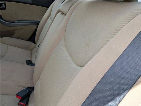 Used 2013 Hyundai Elantra GLS w/ Preferred Pkg FWD image 13