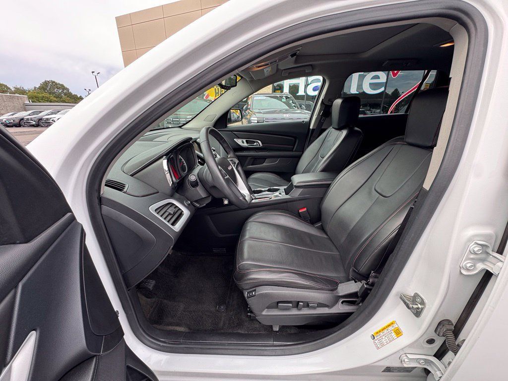 Used 2017 GMC Terrain SLT w/ Driver Alert Package I FWD image 30