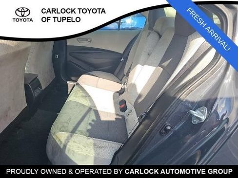 Used 2025 Toyota Corolla LE FWD image 9