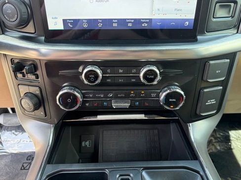 Certified 2022 Ford F150 Lariat w/ Equipment Group 502A High image 18