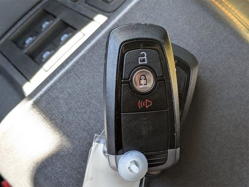 Used 2023 Ford Bronco Badlands w/ Sasquatch Package image 33