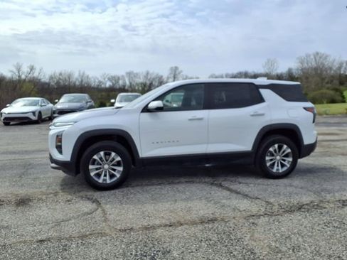 Used 2025 Chevrolet Equinox LT image 28