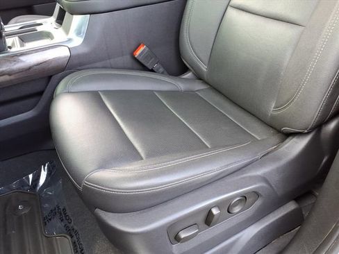 Used 2023 Chevrolet Silverado 1500 LTZ AWD/4WD image 17