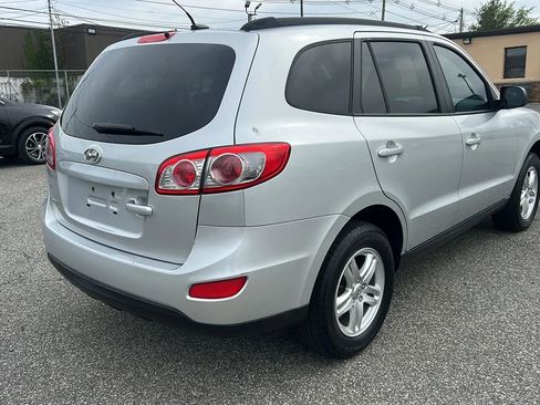 Used 2012 Hyundai Santa Fe GLS FWD image 5