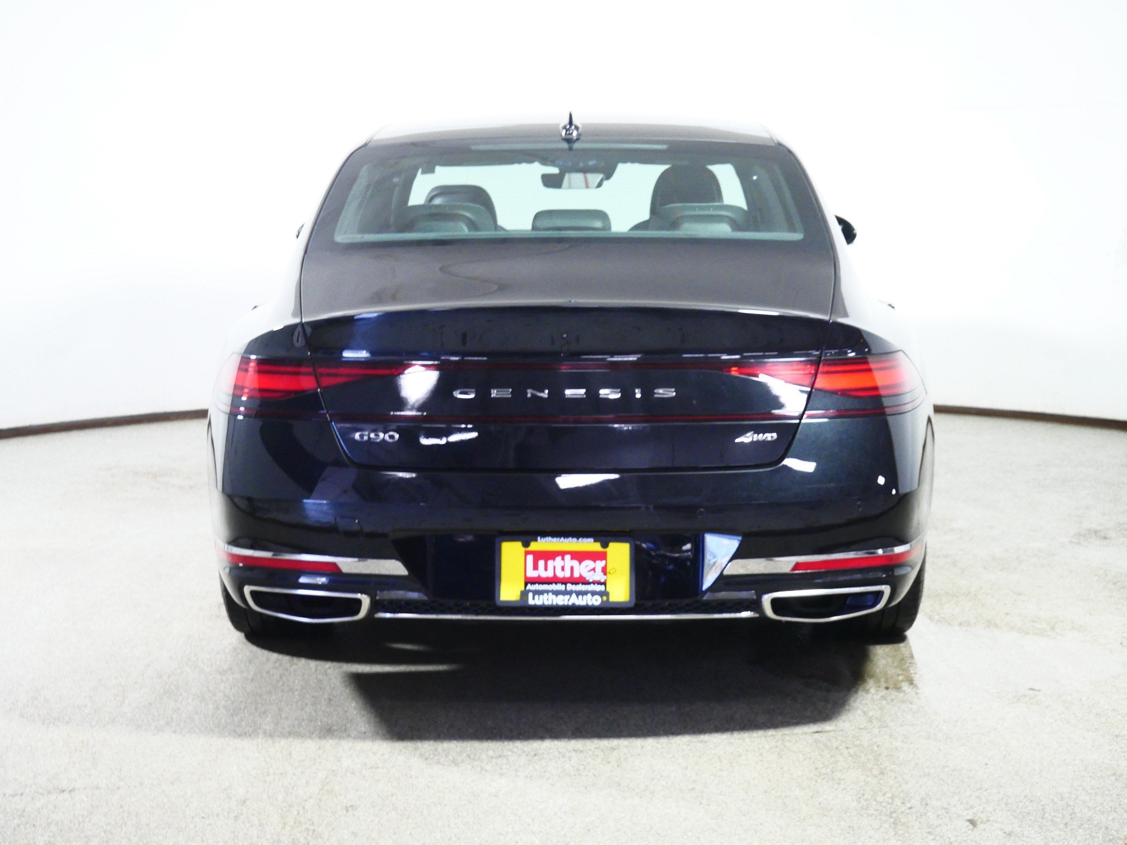 Used 2024 Genesis G90 3.5T AWD/4WD image 6