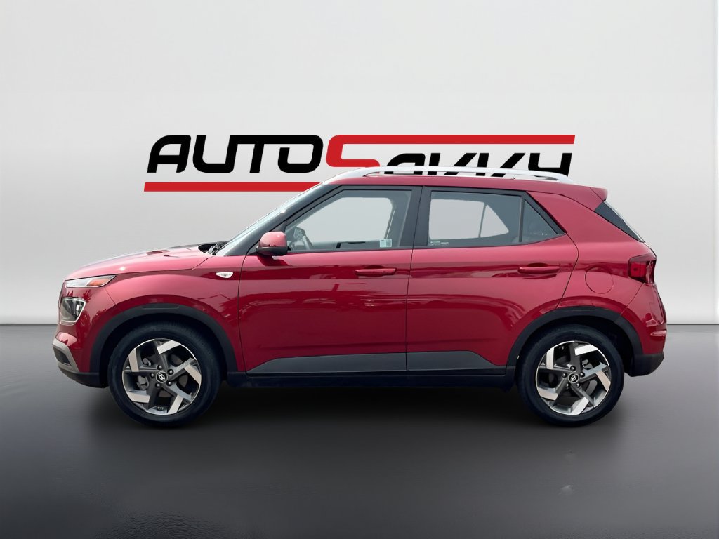 Used 2025 Hyundai Venue Limited FWD image 4
