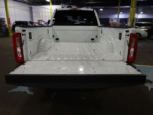 Used 2024 Ford F350 XLT w/ FX4 Off-Road Package AWD/4WD image 26