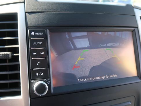 Used 2019 Nissan Frontier SV image 26