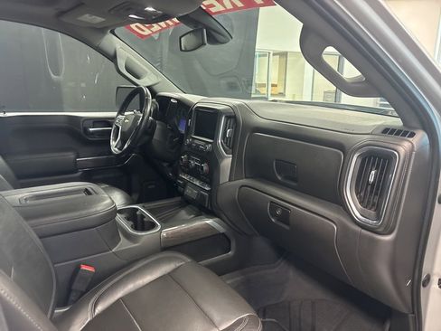 Used 2019 Chevrolet Silverado 1500 LTZ w/ LTZ Premium Package image 10