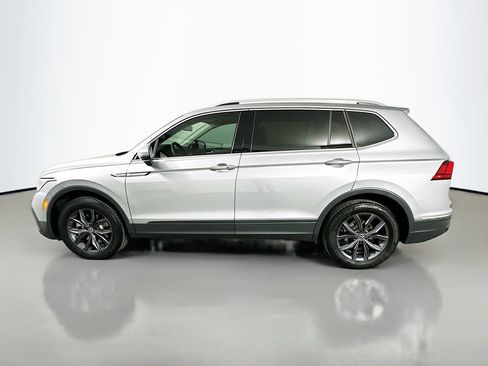 Used 2023 Volkswagen Tiguan SE FWD image 8