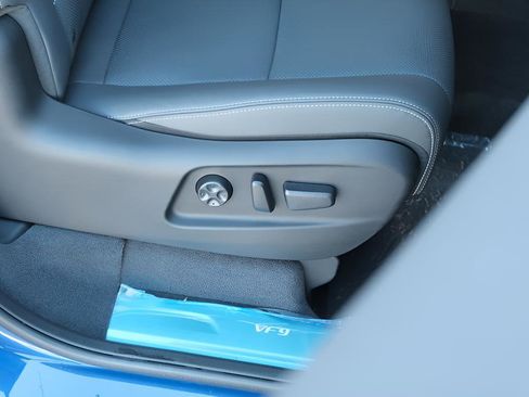 New 2024 VinFast VF 9 Plus AWD/4WD image 18