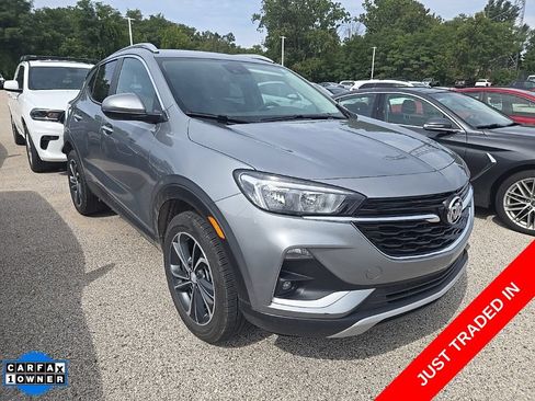 Used 2023 Buick Encore GX Select FWD image 2