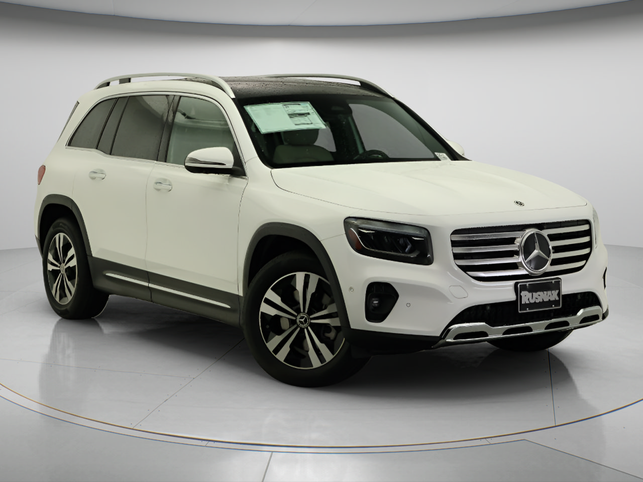 New 2026 Mercedes-Benz GLB 250 image 1