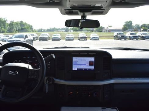 Used 2024 Ford F250 XLT AWD/4WD image 38