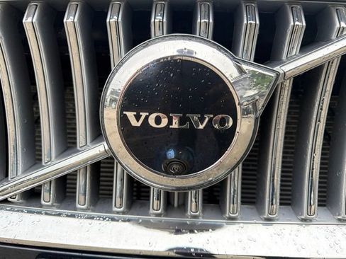 Used 2023 Volvo XC90 B6 Plus AWD/4WD image 10