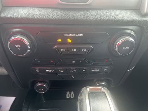 Used 2019 Ford Ranger XLT w/ Equipment Group 301A Mid image 41