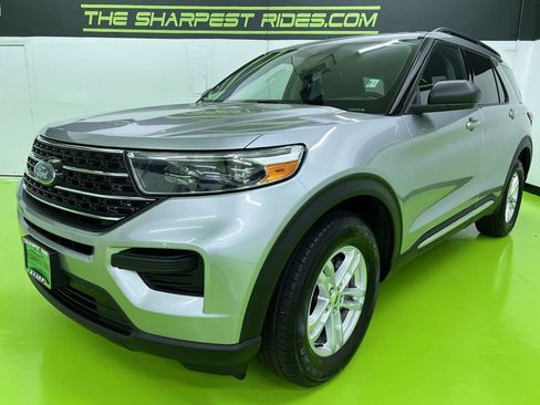 Used 2020 Ford Explorer XLT AWD/4WD image 5