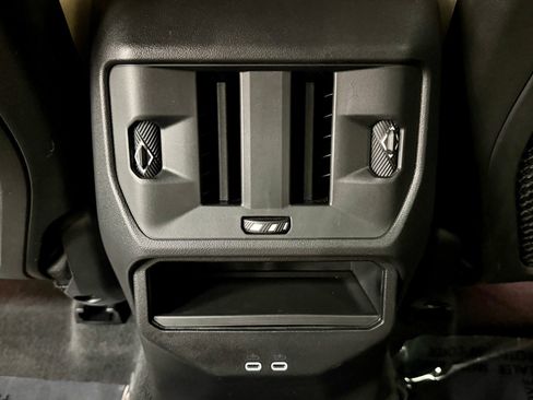 Used 2025 BMW X3 xDrive30 w/ Convenience Package AWD/4WD image 40