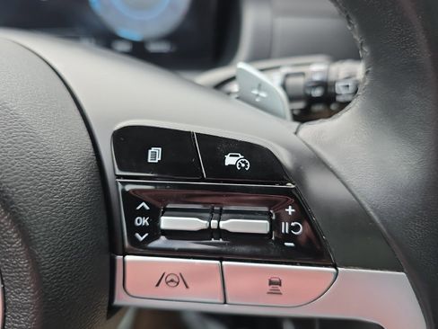 Used 2024 Hyundai Tucson Limited image 19