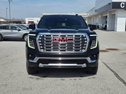 New 2026 GMC Yukon XL Denali w/ Sun & Power Step Package AWD/4WD image 2