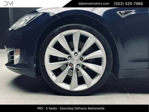 Used 2013 Tesla Model S Performance RWD image 37