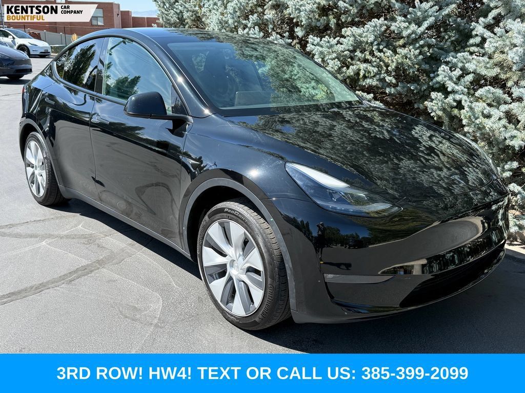 Used 2023 Tesla Model Y Long Range AWD/4WD image 12