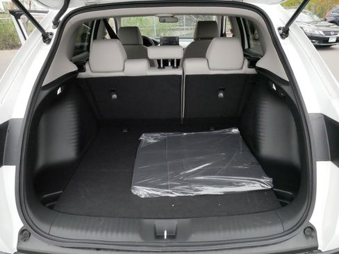 Certified 2026 Honda HR-V LX image 18