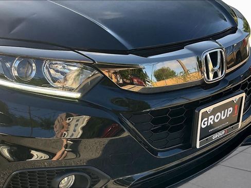 Used 2019 Honda HR-V Sport image 29