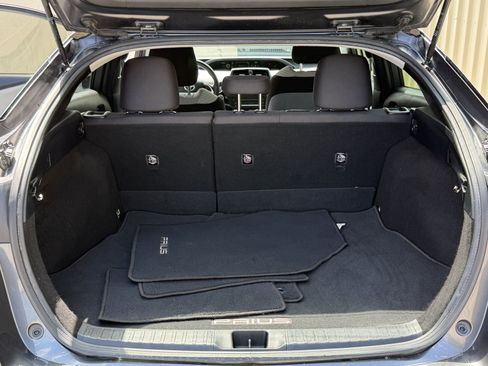 Used 2016 Toyota Prius Two FWD image 27