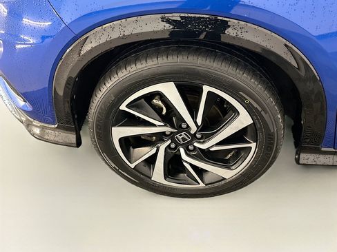 Used 2020 Honda HR-V Sport image 11