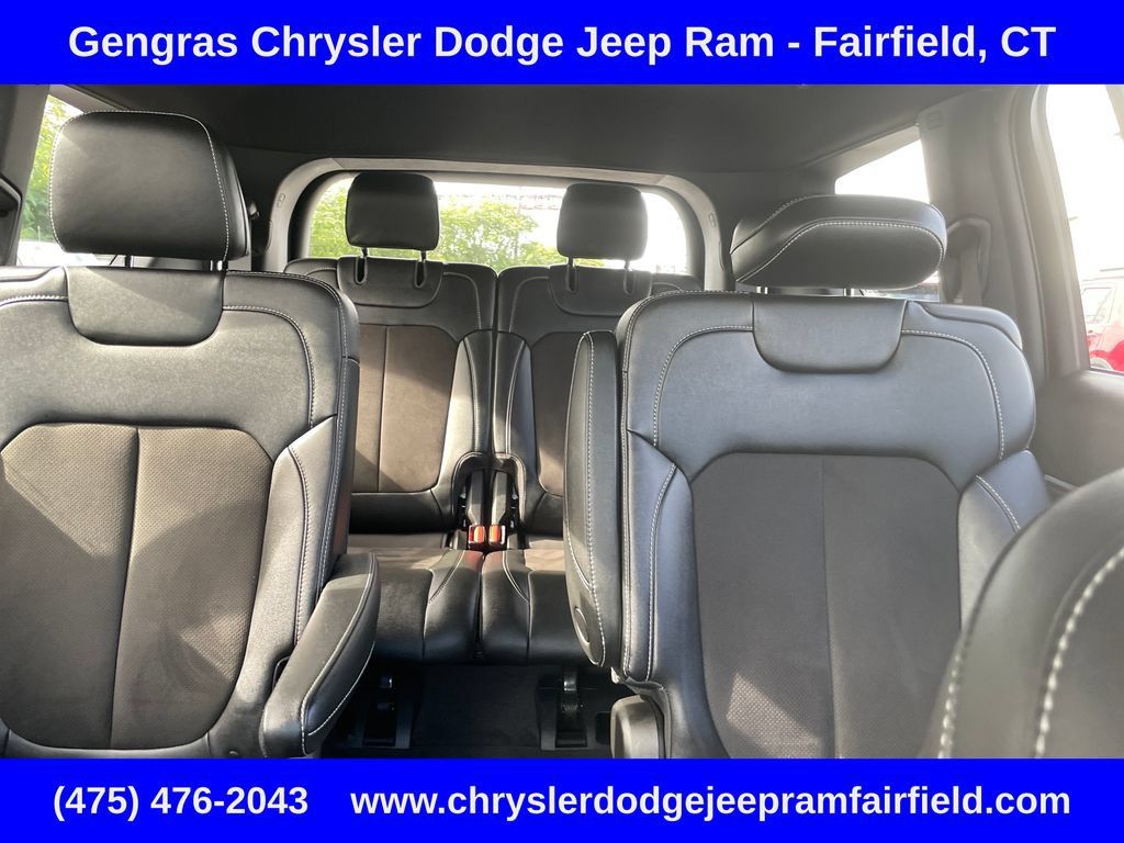 Used 2023 Jeep Grand Cherokee L Altitude AWD/4WD image 64