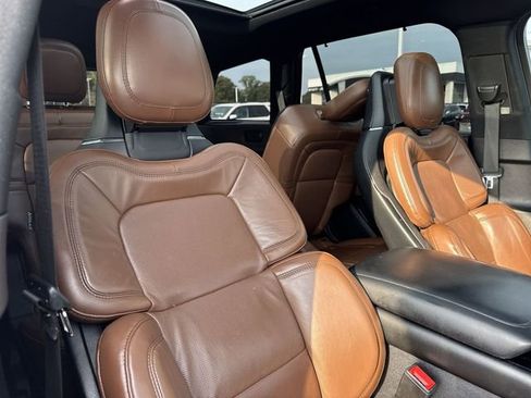 Used 2021 Lincoln Aviator Reserve w/ Equipment Group 208A image 26