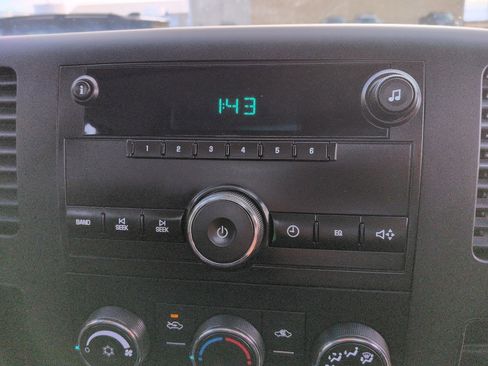 Used 2012 GMC Sierra 2500 W/T w/ Snow Plow Prep Package image 21