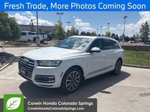 Used 2017 Audi Q7 3.0T Prestige w/ Prestige Package AWD/4WD image 3