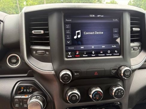 Used 2021 RAM 1500 Big Horn AWD/4WD image 16