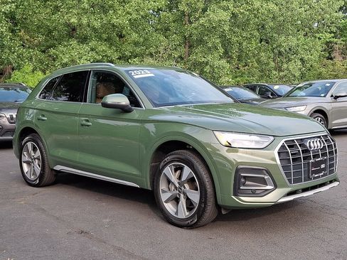 Certified 2023 Audi Q5 Premium Plus w/ Premium Plus Package AWD/4WD image 2