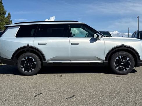 New 2027 Kia Telluride EX FWD image 3