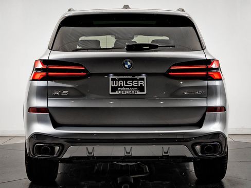 New 2026 BMW X5 xDrive40i w/ M Sport Package image 9