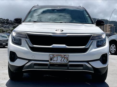 Used 2021 Kia Seltos S FWD image 6