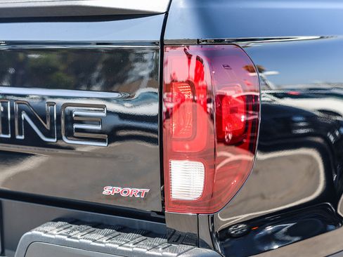 Certified 2025 Honda Ridgeline Sport image 24