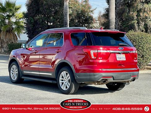 Used 2018 Ford Explorer XLT w/ Equipment Group 201A image 6