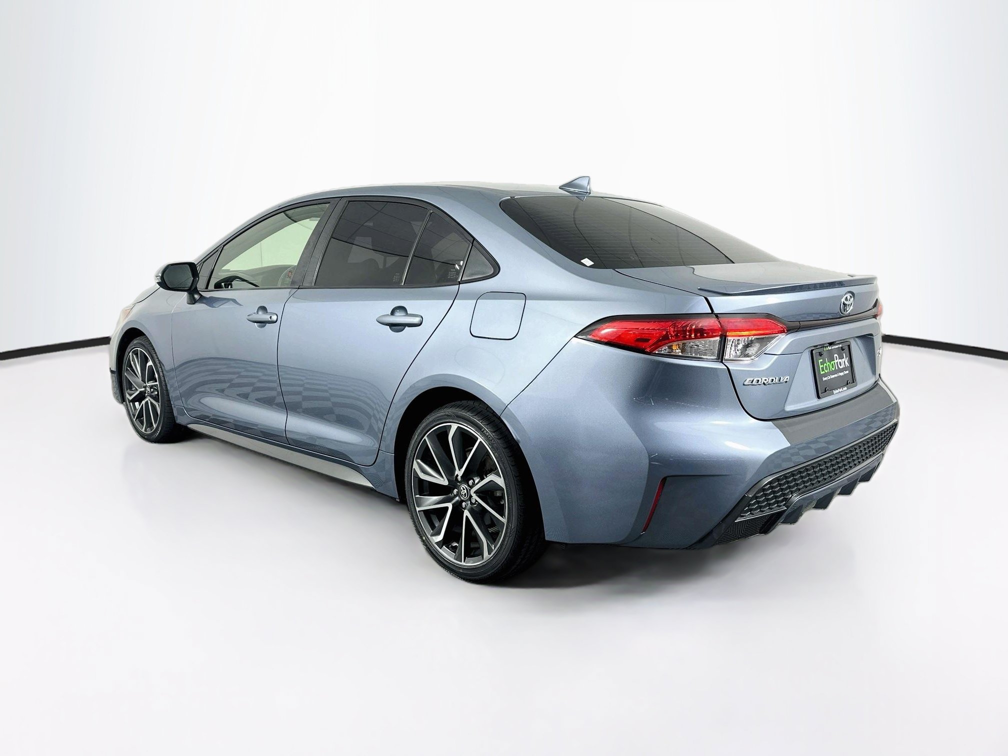 Used 2022 Toyota Corolla SE FWD image 5