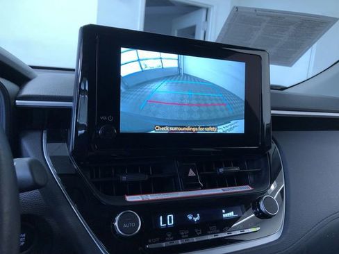 Certified 2026 Toyota Corolla Cross LE FWD image 27