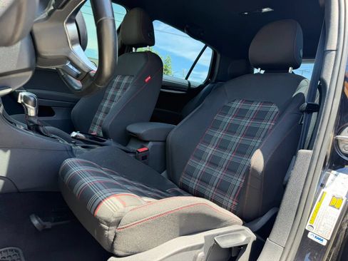 Used 2019 Volkswagen GTI Rabbit Edition FWD image 10